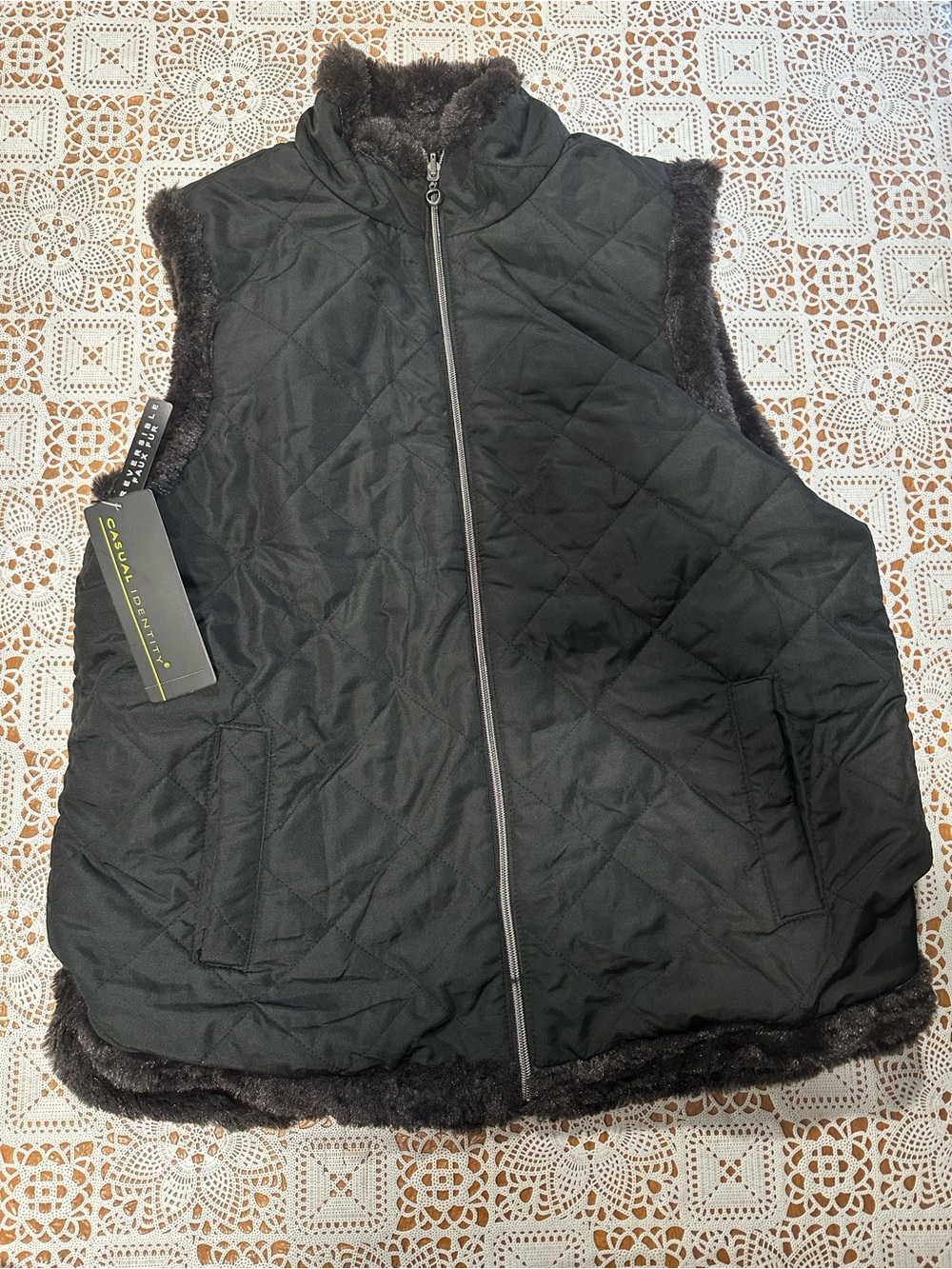 Casual Identity XL Reversible Faux Fur Quilted Black Vest NWT